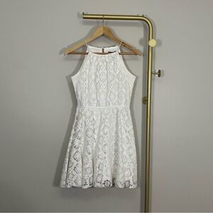 NWT AQUA Bloomingdale’s Exclusive White Floral Lace Halter Mini Dress - Small